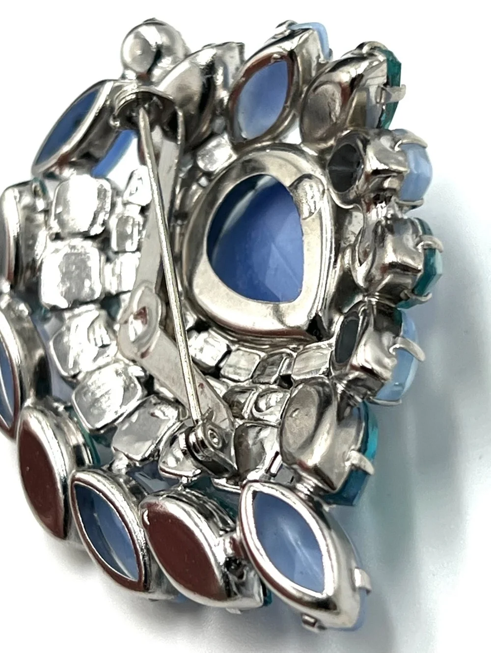 Vintage AB Cat's Eye Floral Leaf Shape Silvertone Brooch